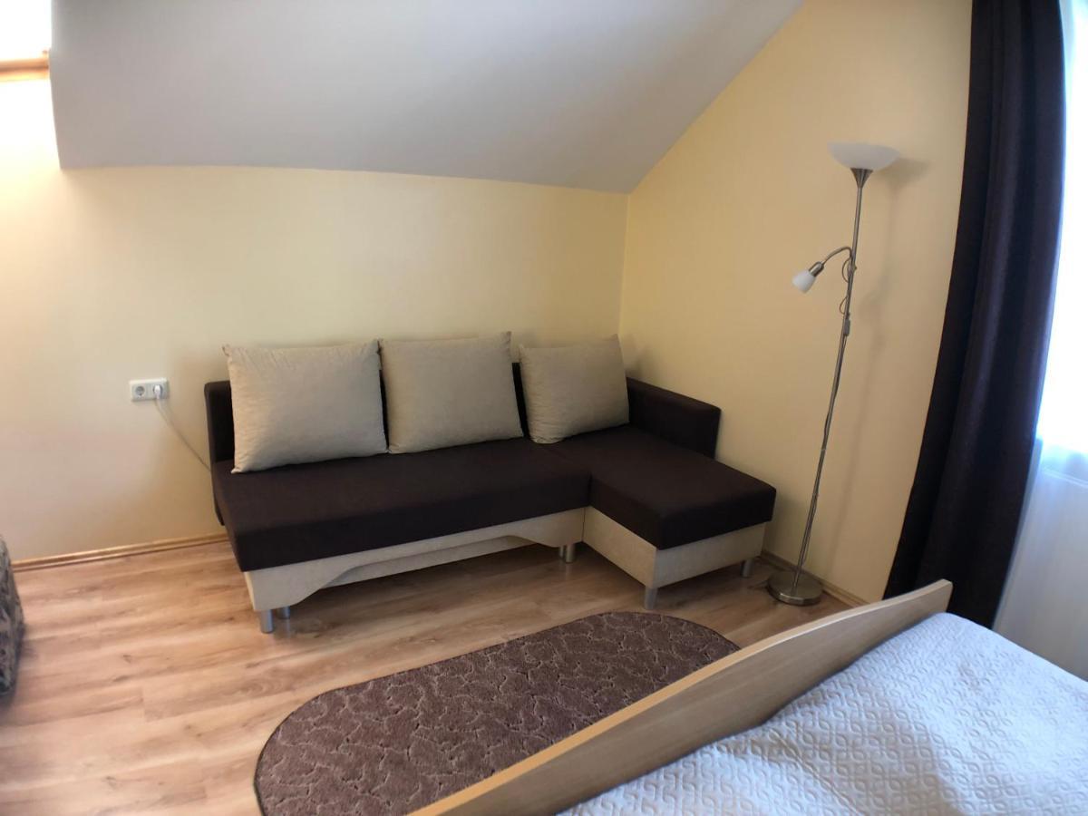 Viktoras Apartments Palanga Buitenkant foto