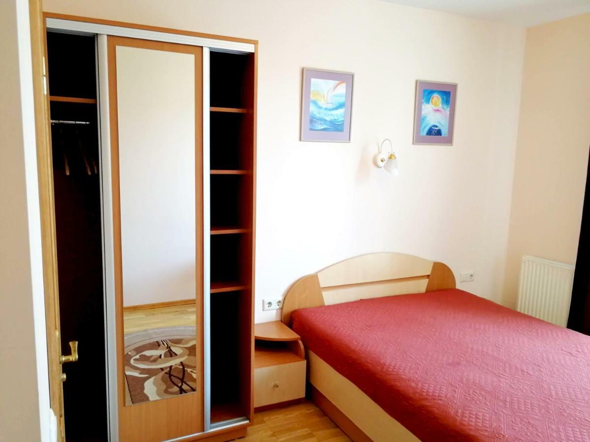 Viktoras Apartments Palanga Buitenkant foto